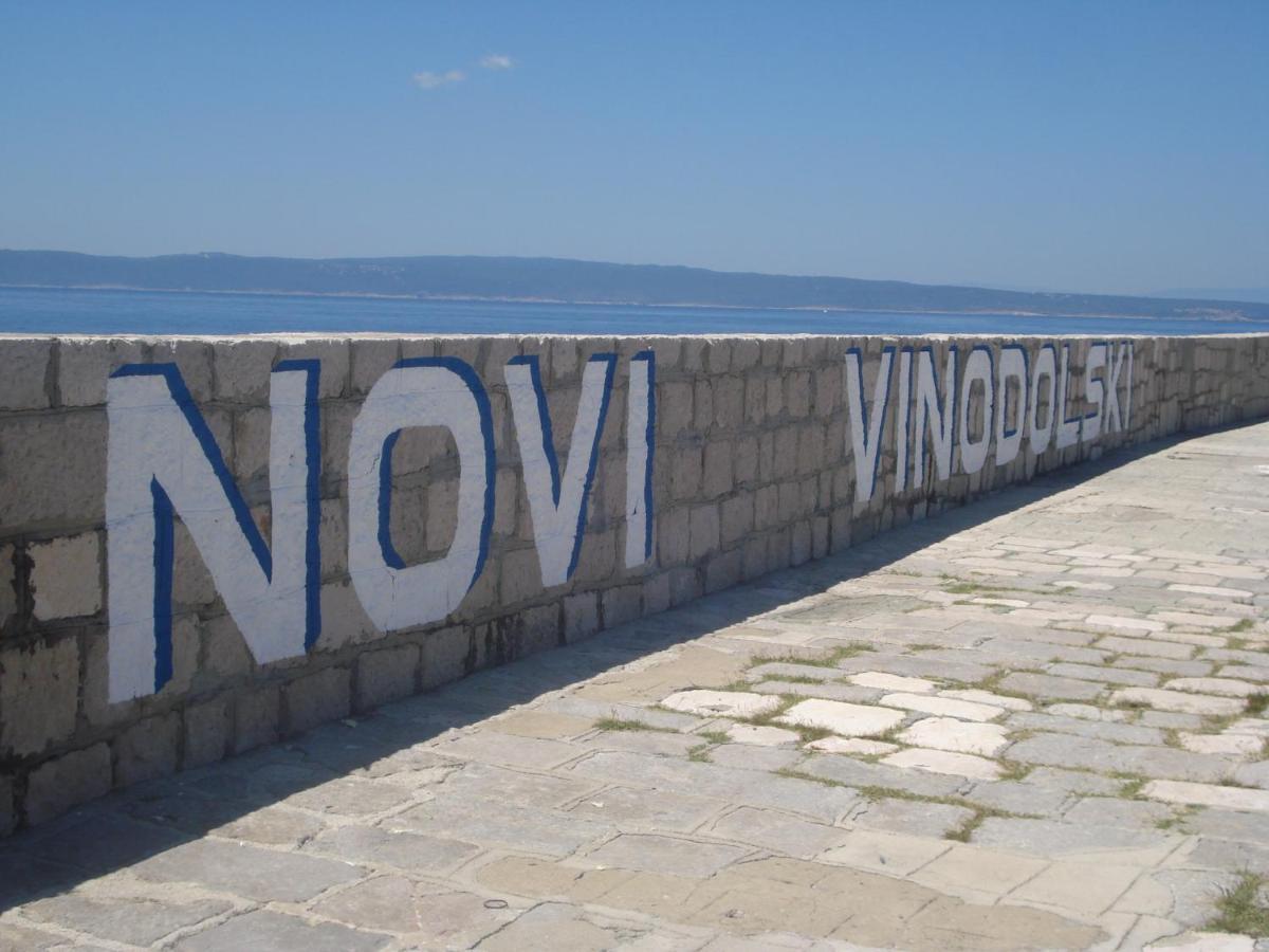 Apartment Sara Novi Vinodolski Dış mekan fotoğraf