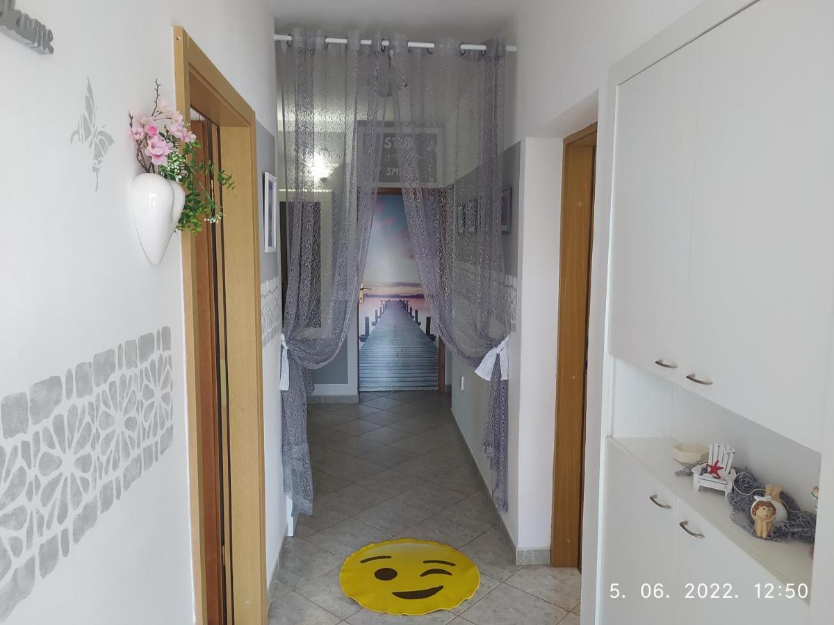 Apartment Sara Novi Vinodolski Dış mekan fotoğraf