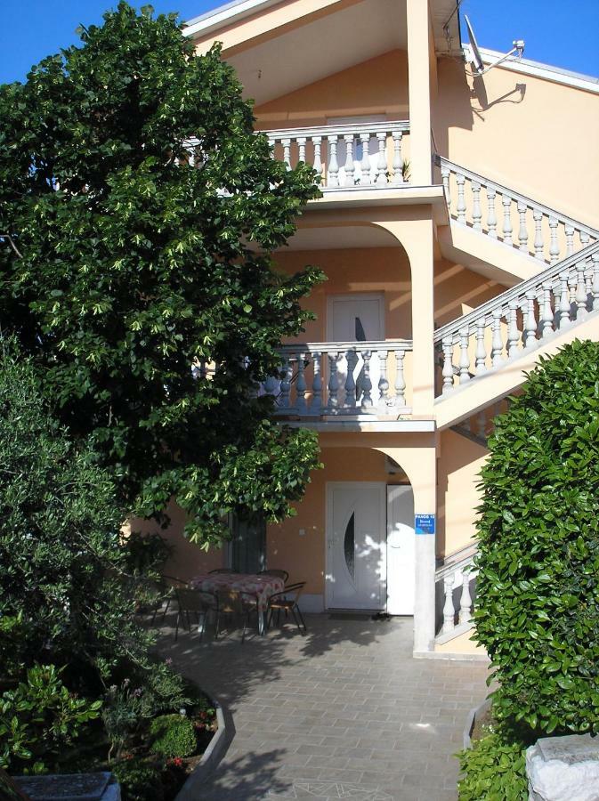 Apartment Sara Novi Vinodolski Dış mekan fotoğraf